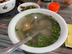 -姐妹临高乳猪店(海垦路店)