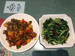 饵块鸡-广益饭店(翠湖公园北门街店)