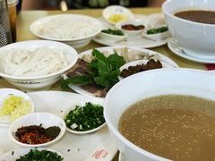 -桥香园云南过桥米线(金马碧鸡店)