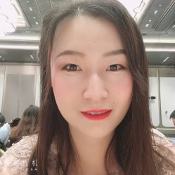 -觅白婚纱礼服馆