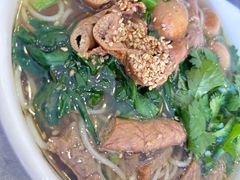 -弥勒卤鸡米线(沪瑞线店)