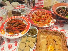 -阿财老铺·老蚌埠龙虾城(华夏总店)