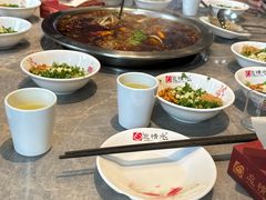 -忘情水鱼头·鲜鱼火锅(滨江中路店)