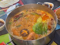 -四季喧黔味豆米火锅(万达广场店)