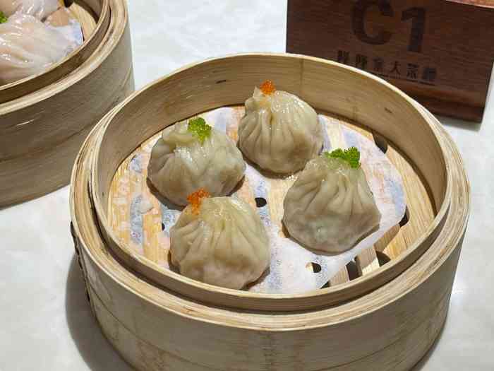 隆隆金大茶楼(明珠广场店)-"一个朋友推荐 说海丰的那家很好吃.