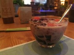 -临界音乐酒馆·小龙虾·江湖菜(华熙LIVE·鱼洞店)
