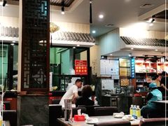 大堂-华盛园卷子王农家菜水库鱼