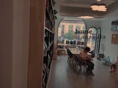 -乐不撕书绘本体验中心(华鹏馆)