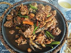 -八两八金·莱芜特色炒鸡(市南漳浦路店)