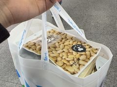 -全家便利店(上海南站站店)