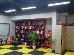 -拳盛时代拳击俱乐部(北京路店)