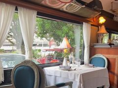 -火车头法国西餐厅