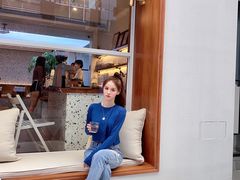 -Line 咖啡(石厦花园店)