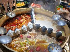 -湊湊火锅·茶憩(南京东路悦荟店)