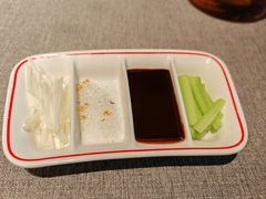 -秀儿四九城·新京菜(亚运村鸟巢店)