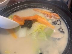 -港丽餐厅(高德置地店)