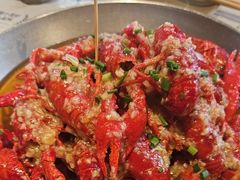-巴厘龙虾·榜首油焖大虾(音乐学院·沿江酒馆店)