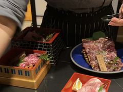 -山川小町·极番烧肉(新地假日广场店)