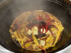 -东北农家院·铁锅炖(莘庄店)