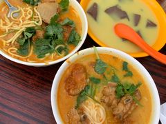 椰汁咖哩雞麵-成群小食店