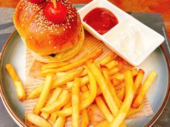 -MADO冰淇淋咖啡馆(淘金店)