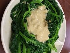 蒜蓉腐乳通菜-强记龙虾钳(定安里店)