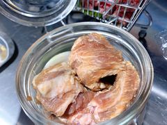 小罐牛肉-马路牙子烧烤音乐酒馆(望京店)