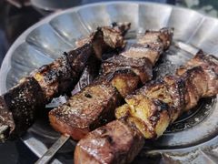 -烤肉小伙烤肉店