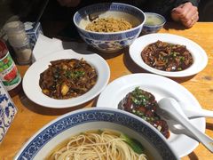 -沪西老弄堂面馆(定西路店)