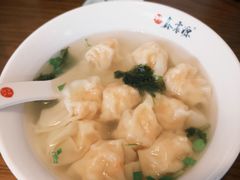 鱼籽虾肉小馄饨-鑫震源·苏式大虾生煎(山塘街店)