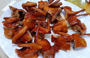 Braised Squab with Special Flavor