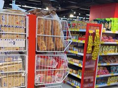 -好特卖HotMaxx(杭州滨江宝龙城店)