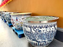 -龙华寺