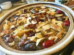 -东巴谷野生菌火锅餐厅
