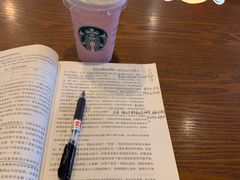 餐具摆设-星巴克(广州动漫星城东区店)