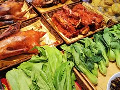 -闯关东东北农家菜(崂山石老人店)
