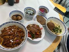 -鲁达面馆本帮风味(共康东路店)