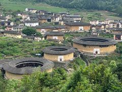 -初溪土楼群