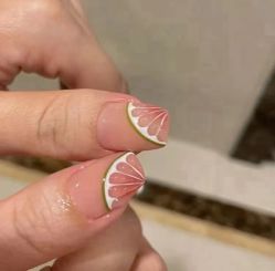-悦指间美甲美睫