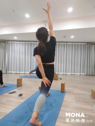 -莫纳瑜伽·普拉提