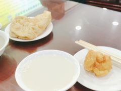 -聚德华天护国寺小吃(甜水园店)