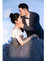 -雪中彩影婚纱摄影·微光艺术中心