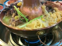 -岳记兴隆·青城腊排铜火锅(融创店)