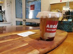 覆盆子拿铁-Joymean coffee.见面咖啡