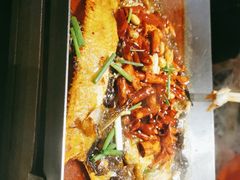 -鸣记脆皮烤鱼·海鲜烤鱼(亿合城店)
