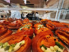 -VERIE BAKEHOUSE