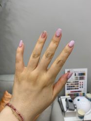 -进巍美甲美睫店
