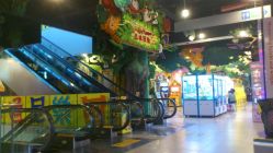 门面-卡通尼·Safari非洲探索乐园·生日会(金桥国际商业广场店)