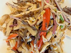 -小厨子私房菜·云南美食店