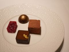 -Le Bernardin